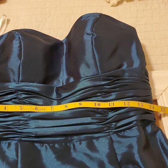 Pretty Maids strapless blue ruffled mermaid maxi gown size 10 - Picture 11 of 14